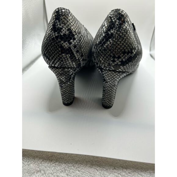 Vionic Madison Mia Snakeskin Pointed Toe Block Heels - Picture 7 of 8